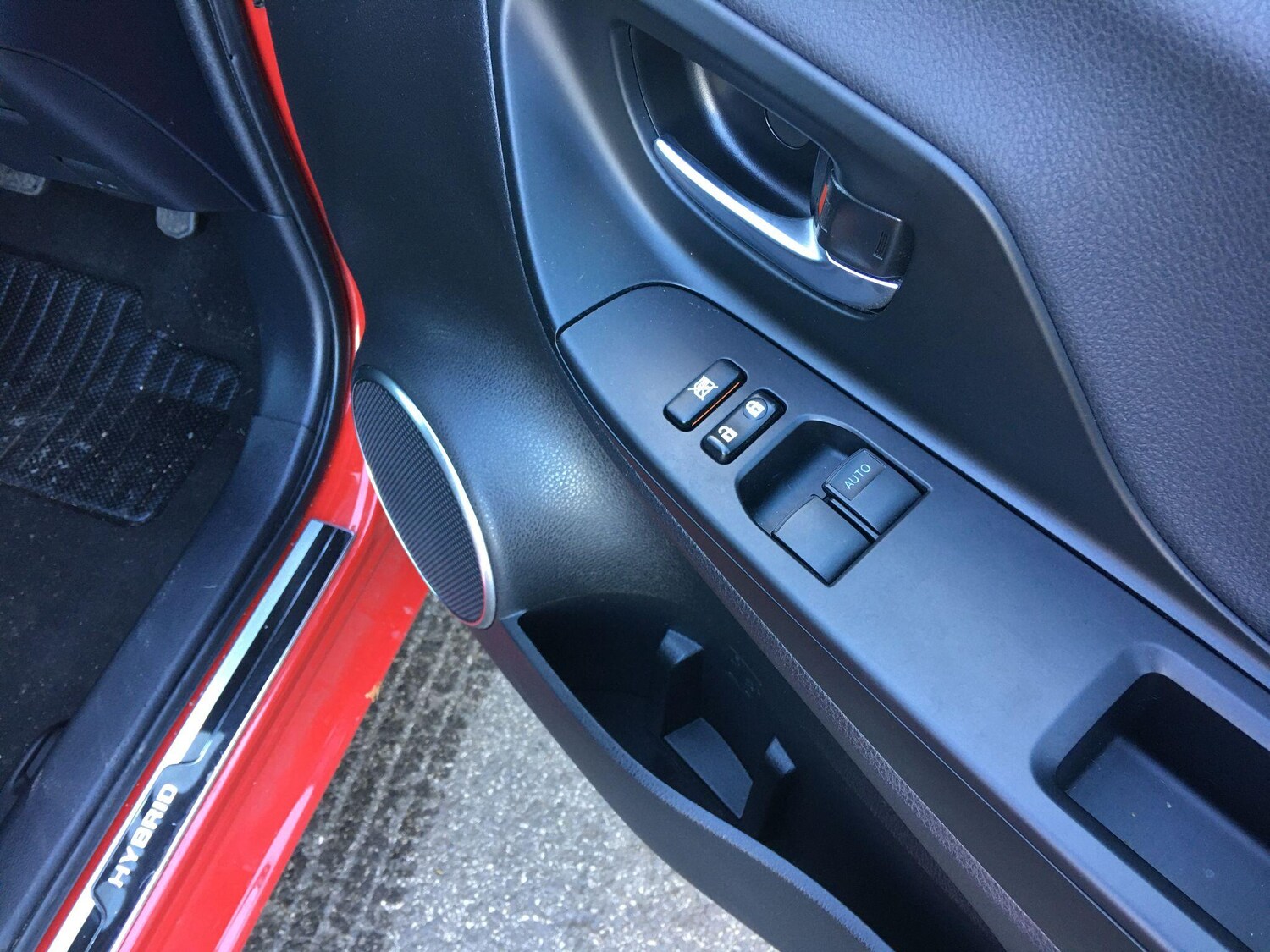 Used Toyota Yaris 2020 for sale - 76645661: Photo 41