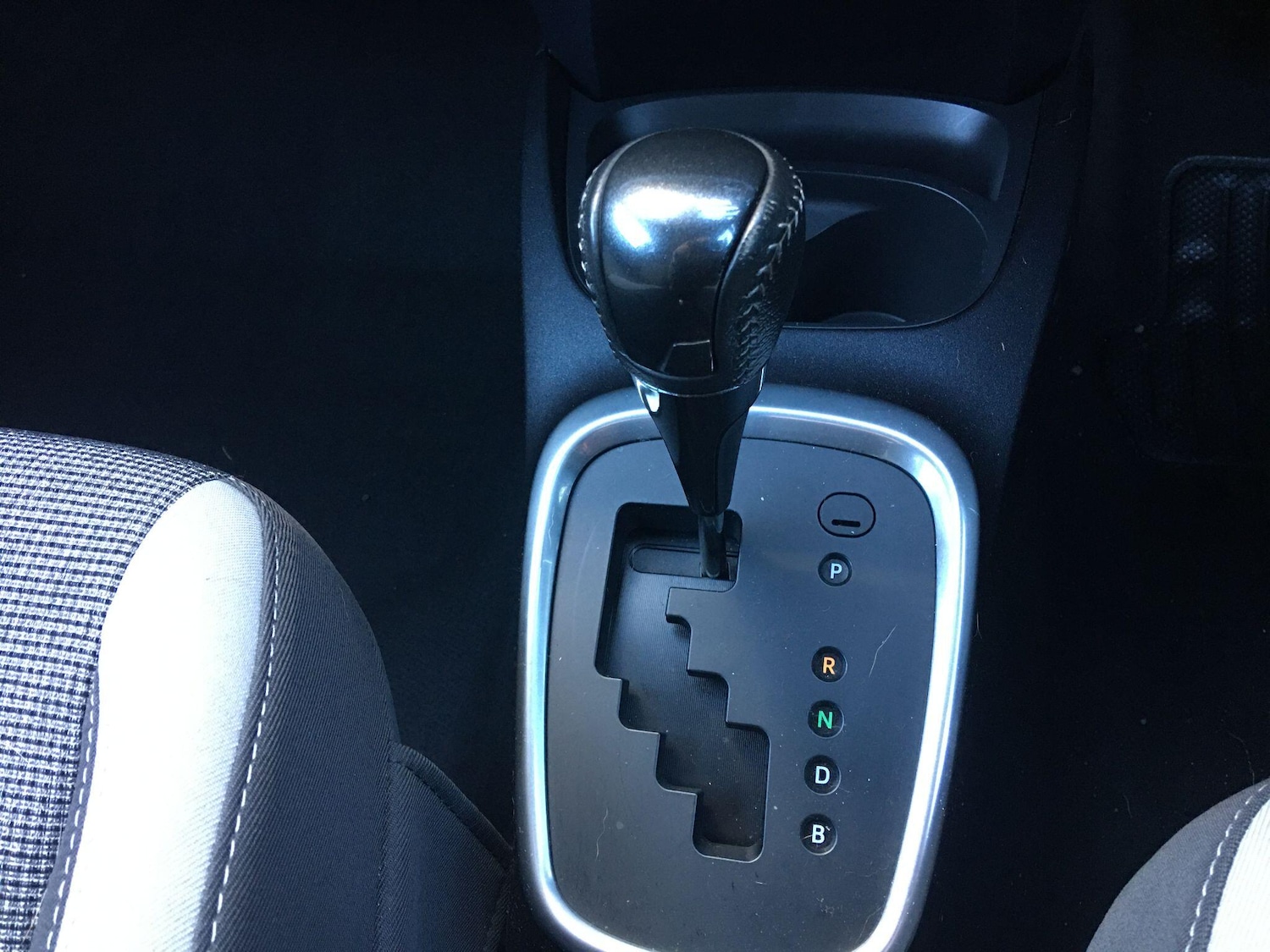 Used Toyota Yaris 2020 for sale - 76645661: Photo 45