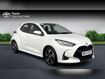 Used Toyota Yaris 2025 for sale - 78999290: Photo