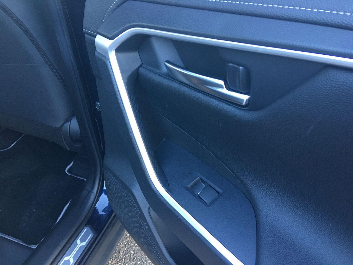 Used Toyota RAV4 2021 for sale - 76898227: Photo 37