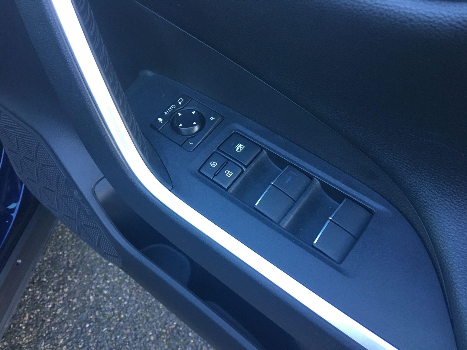 Used Toyota RAV4 2021 for sale - 76898227: Photo 45