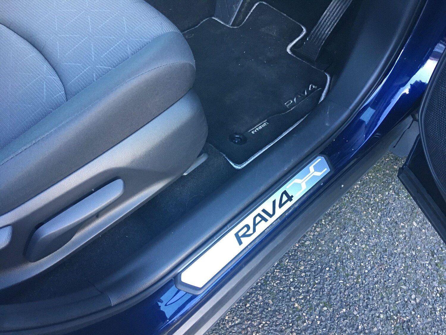 Used Toyota RAV4 2021 for sale - 76898227: Photo 46