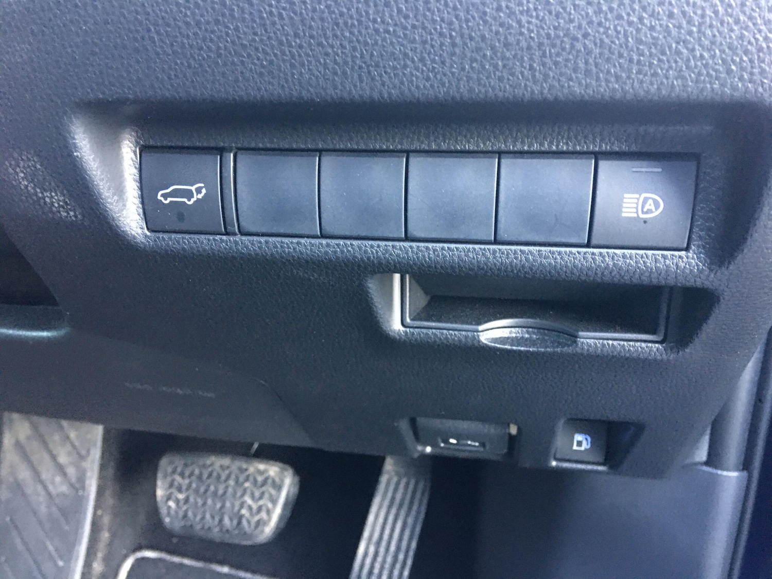 Used Toyota RAV4 2021 for sale - 76898227: Photo 48