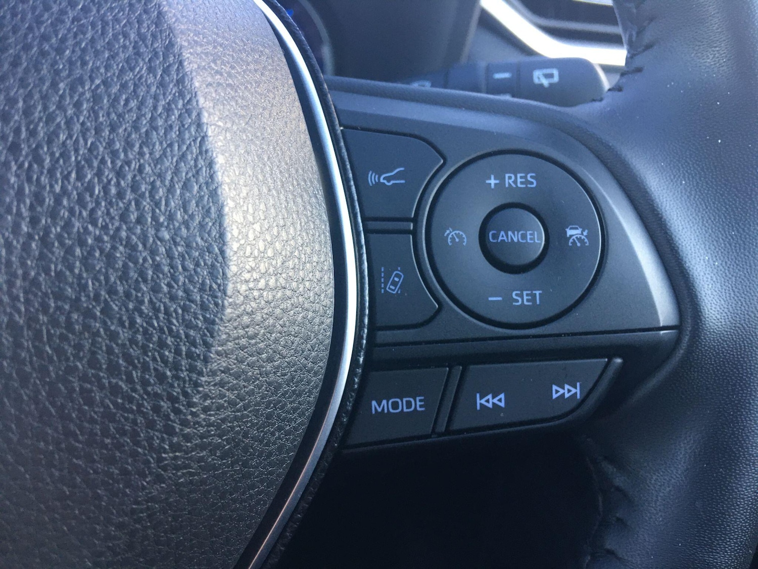 Used Toyota RAV4 2021 for sale - 76898227: Photo 50