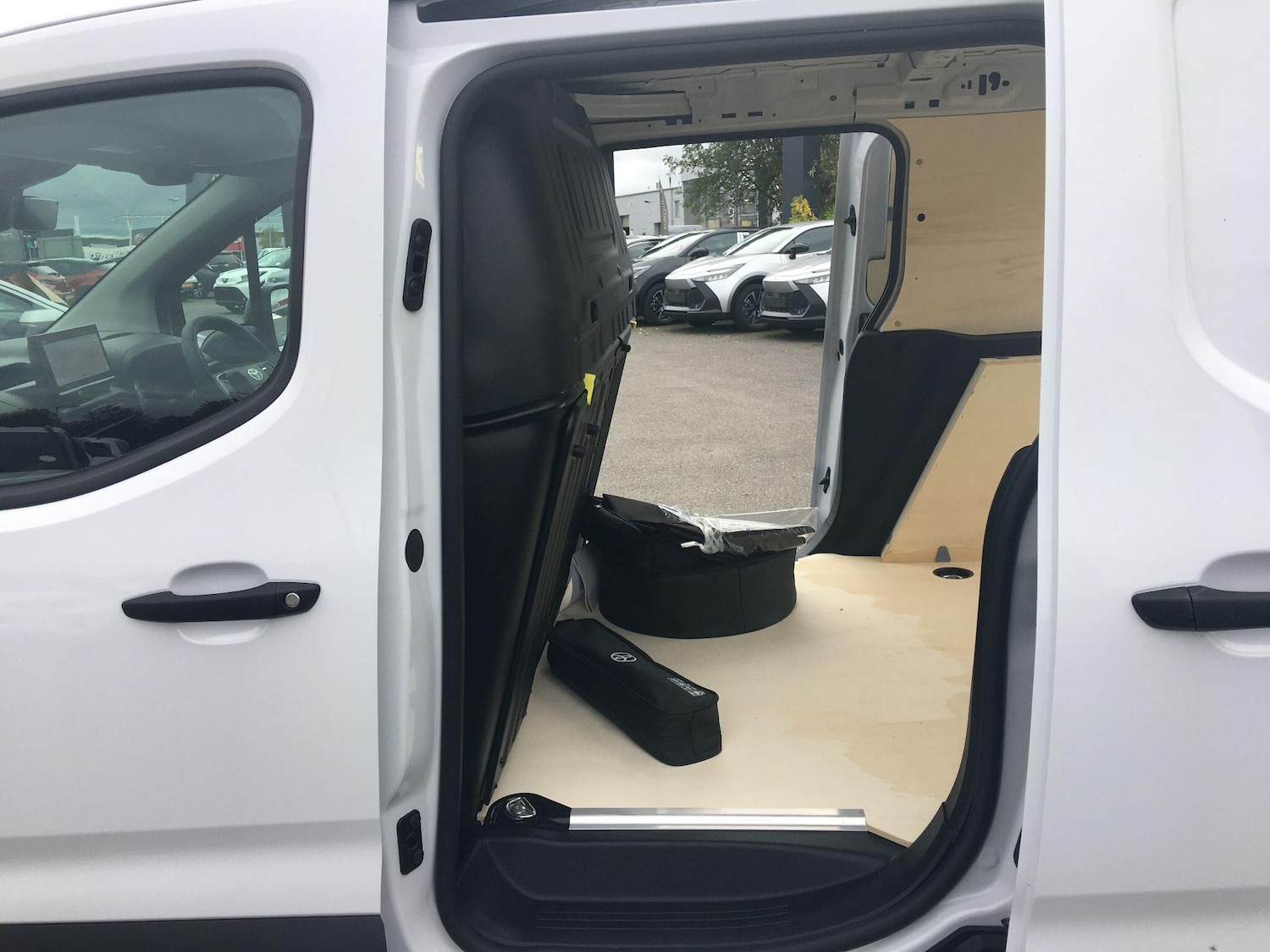 Used Toyota ProAce 2024 for sale - 76727798: Photo 22