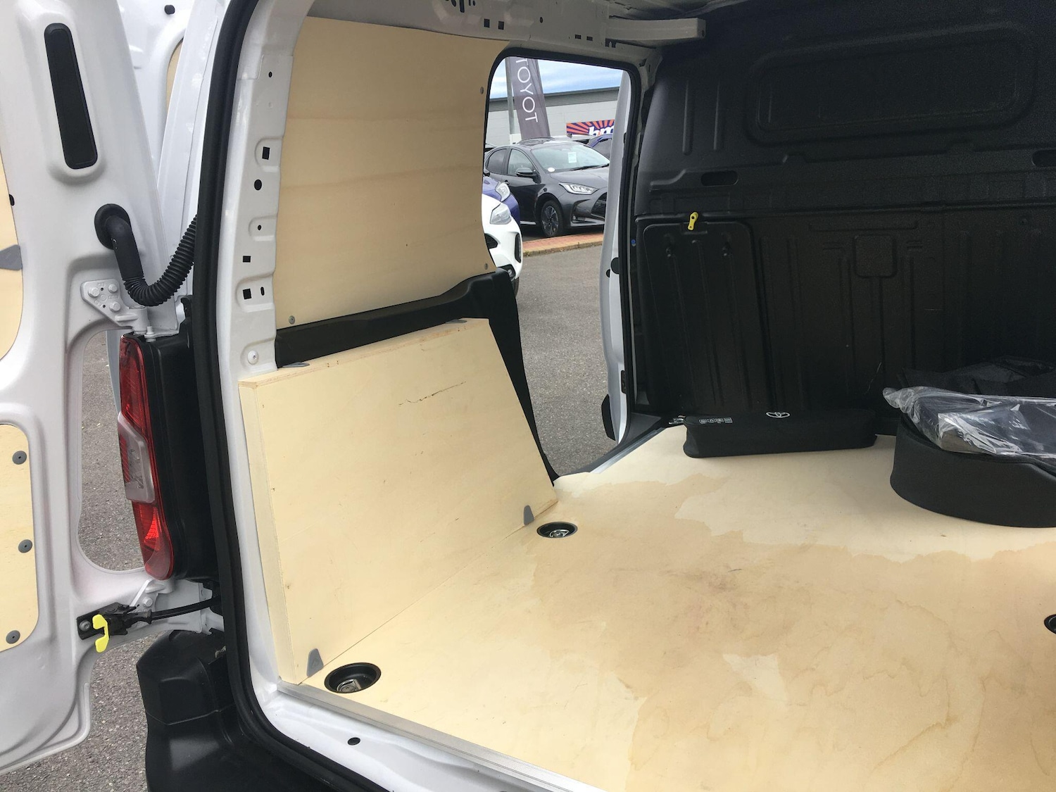 Used Toyota ProAce 2024 for sale - 76727798: Photo 24