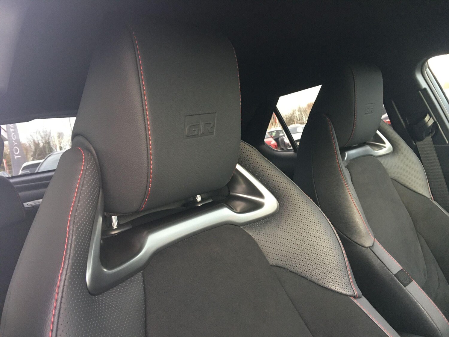 Used Toyota C-HR 2024 for sale - 77564920: Photo 52