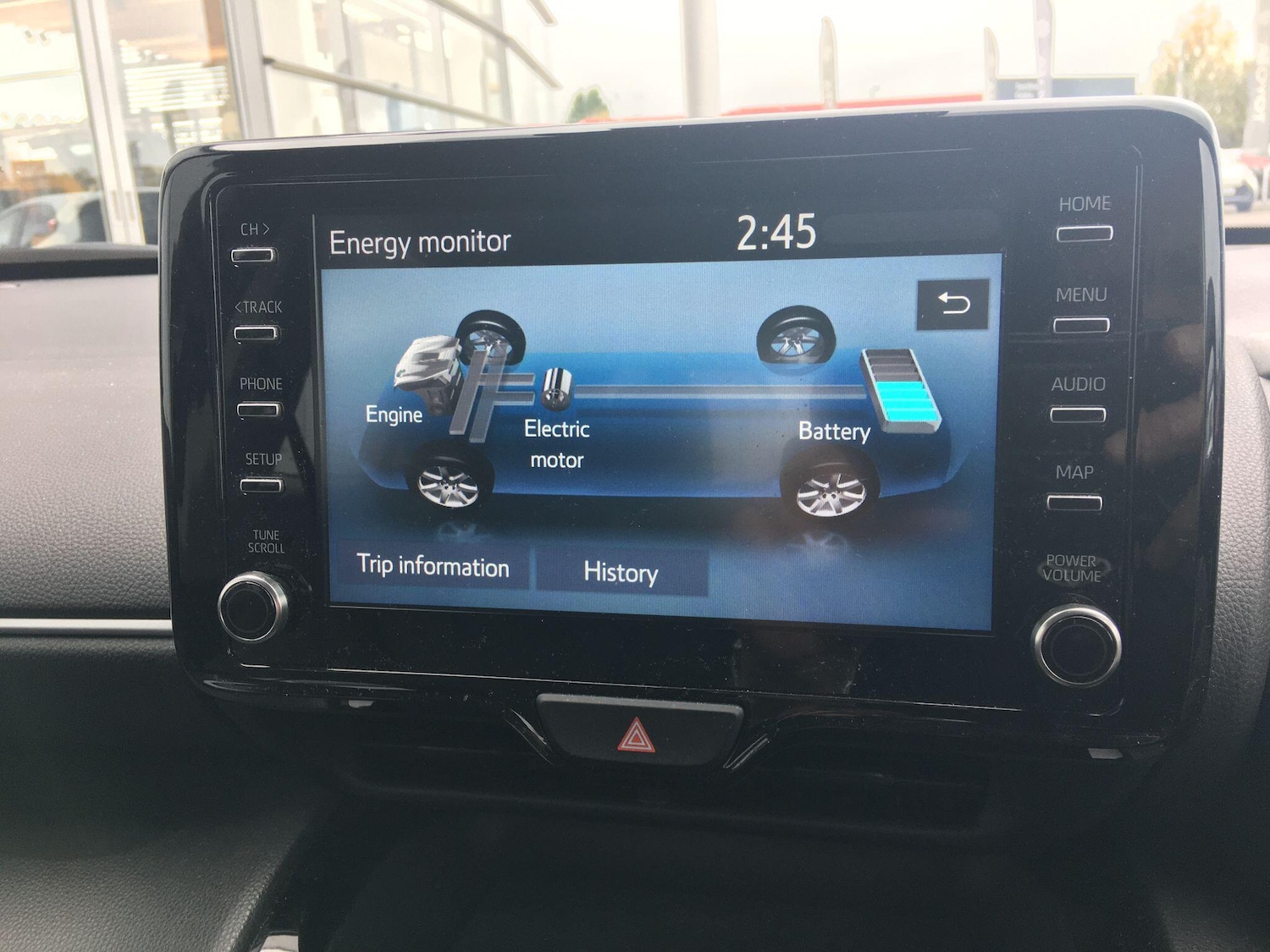 Used Toyota Yaris Cross 2022 for sale - 76645705: Photo 38