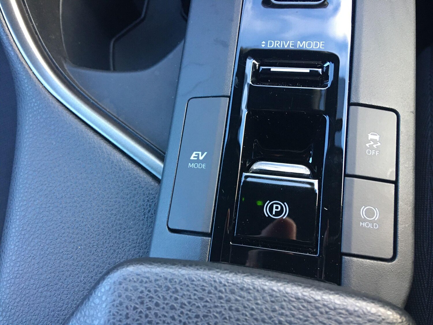 Used Toyota C-HR 2024 for sale - 77411094: Photo 28