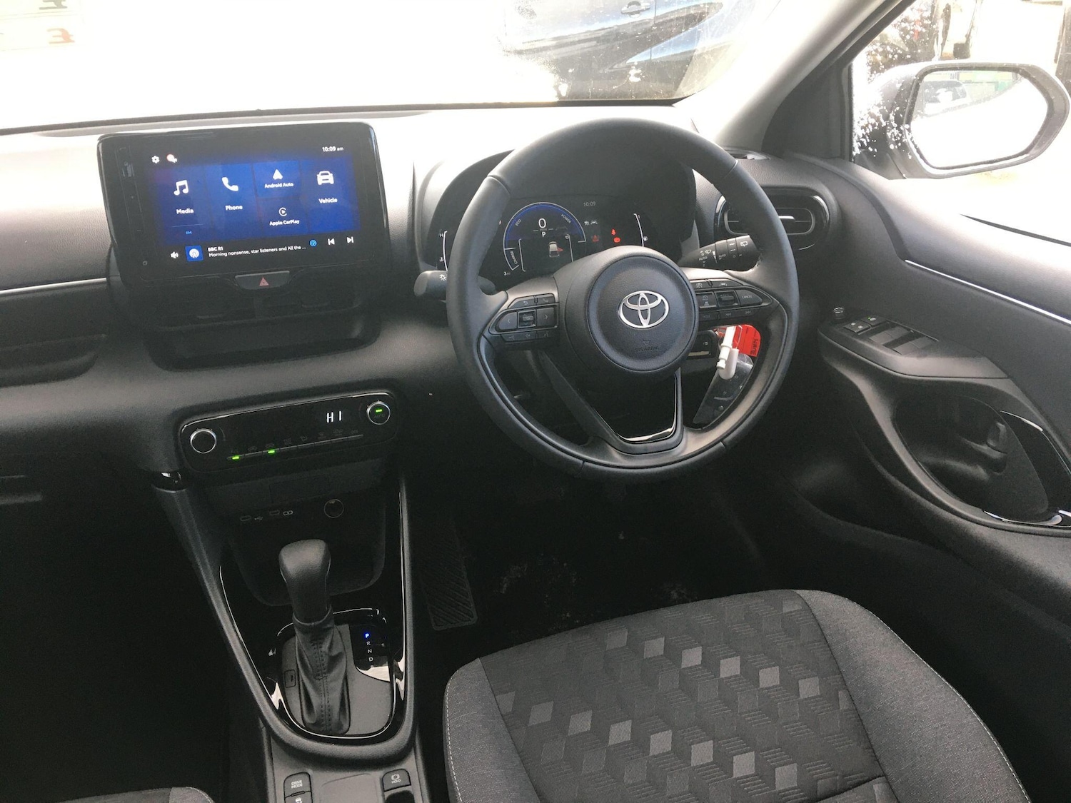 Used Toyota Yaris 2025 for sale - 77108928: Photo 14