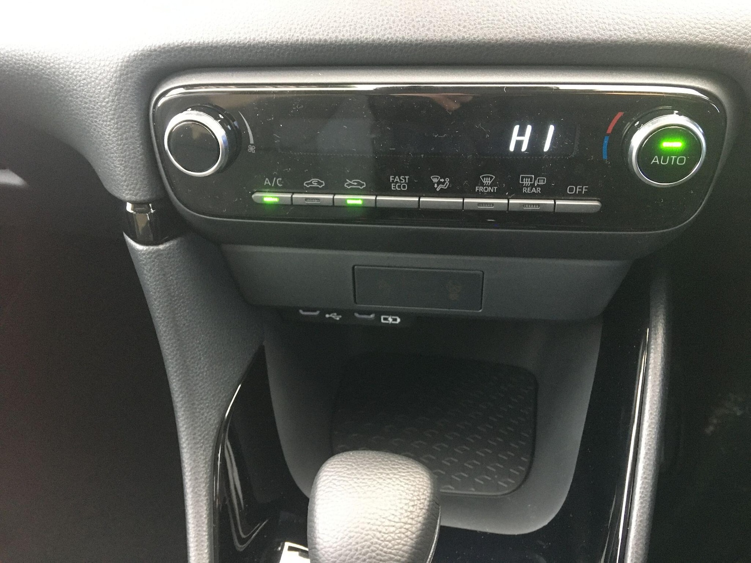 Used Toyota Yaris 2025 for sale - 77108928: Photo 34