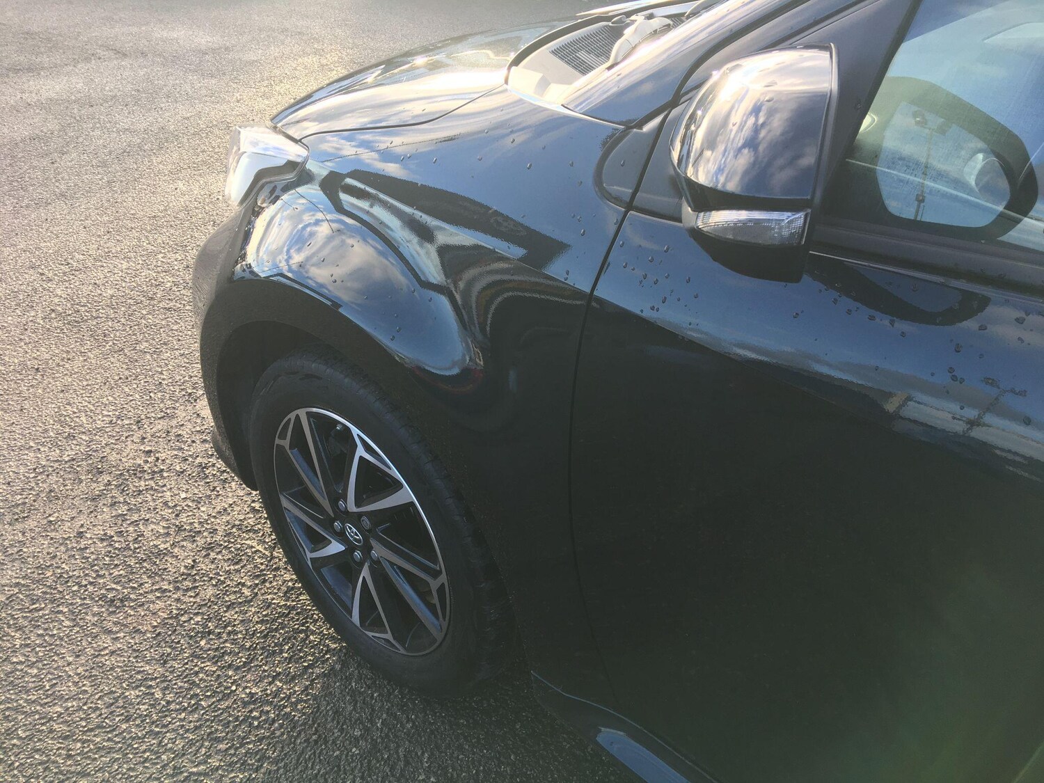 Used Toyota Yaris 2023 for sale - 77524406: Photo 32