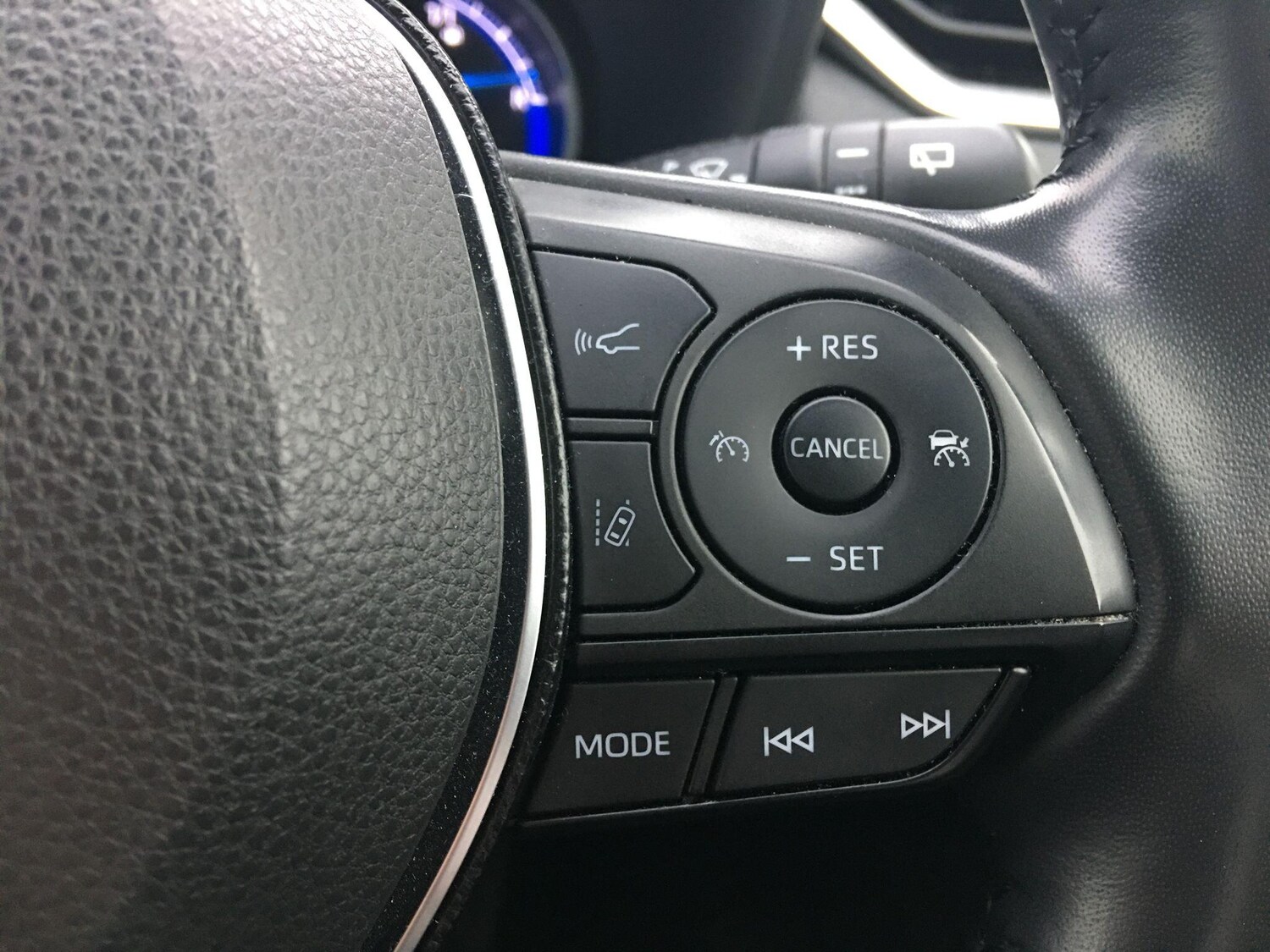 Used Toyota RAV4 for sale - 77497450: Photo 43