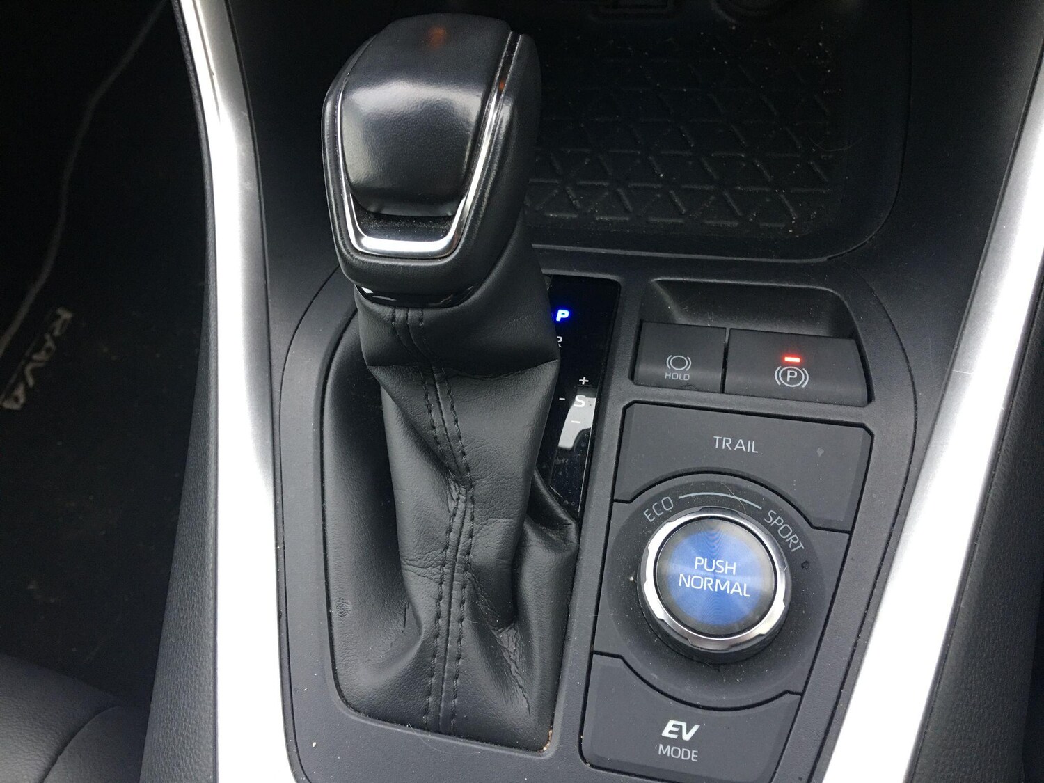 Used Toyota RAV4 for sale - 77497450: Photo 44