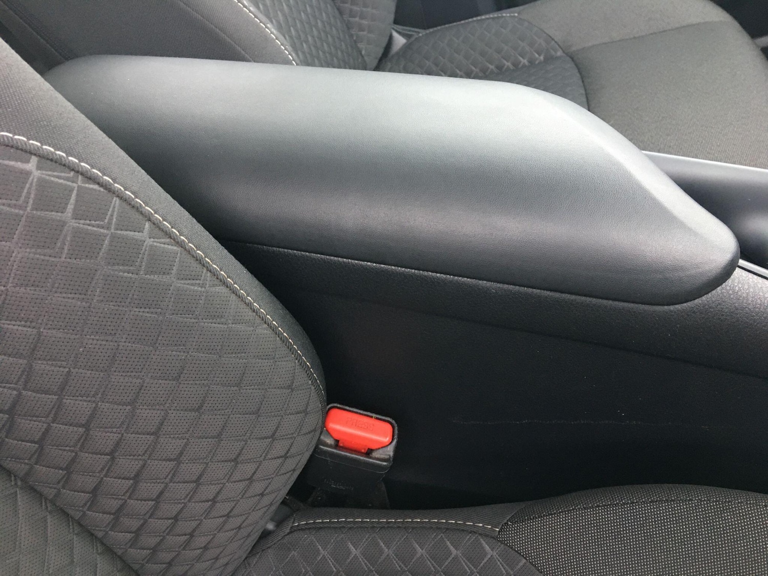 Used Toyota C-HR 2023 for sale - 77723901: Photo 42