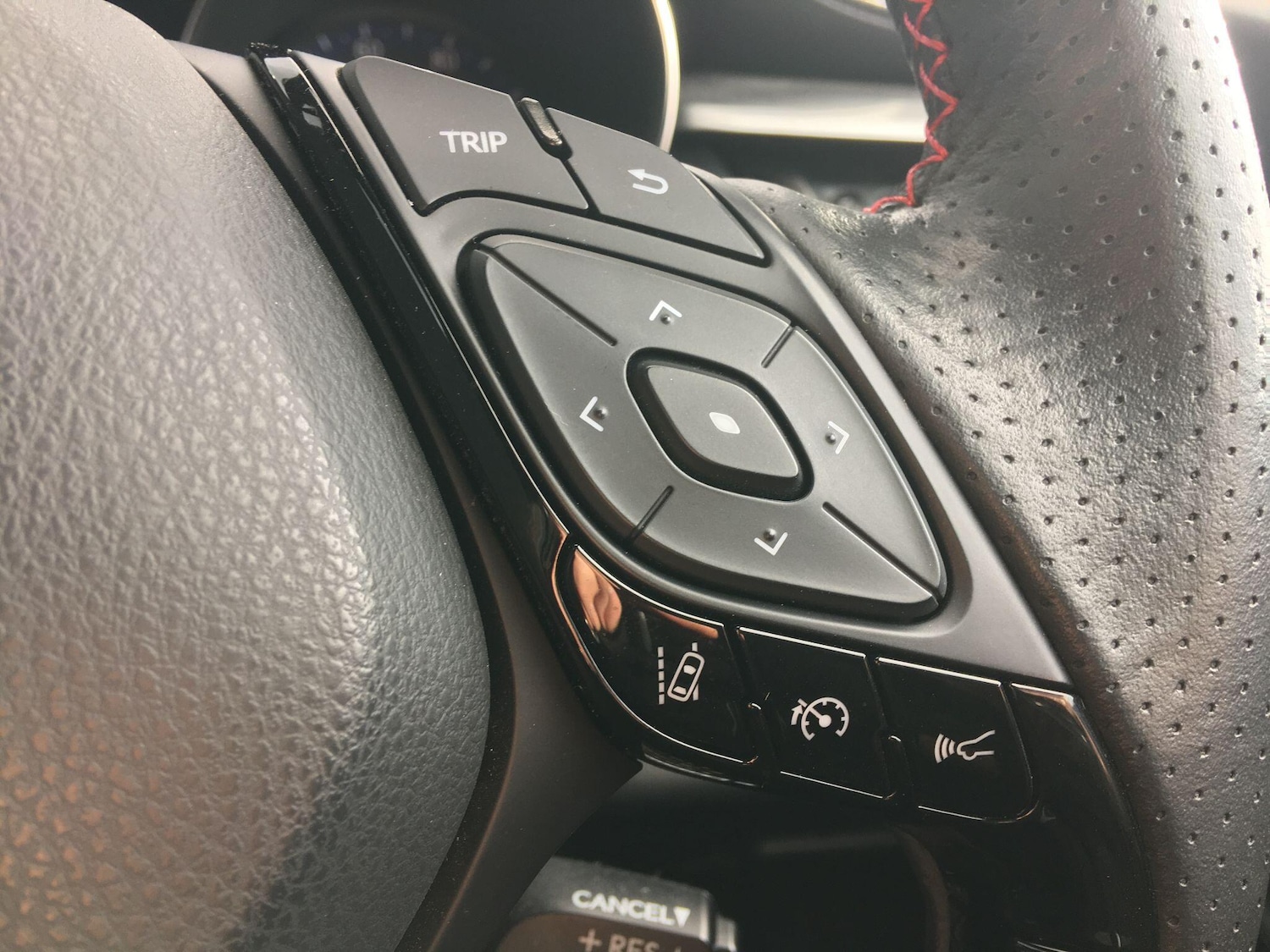 Used Toyota C-HR 2022 for sale - 78072188: Photo 48