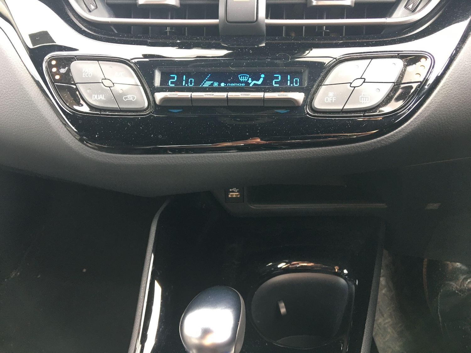 Used Toyota C-HR 2022 for sale - 78072188: Photo 52