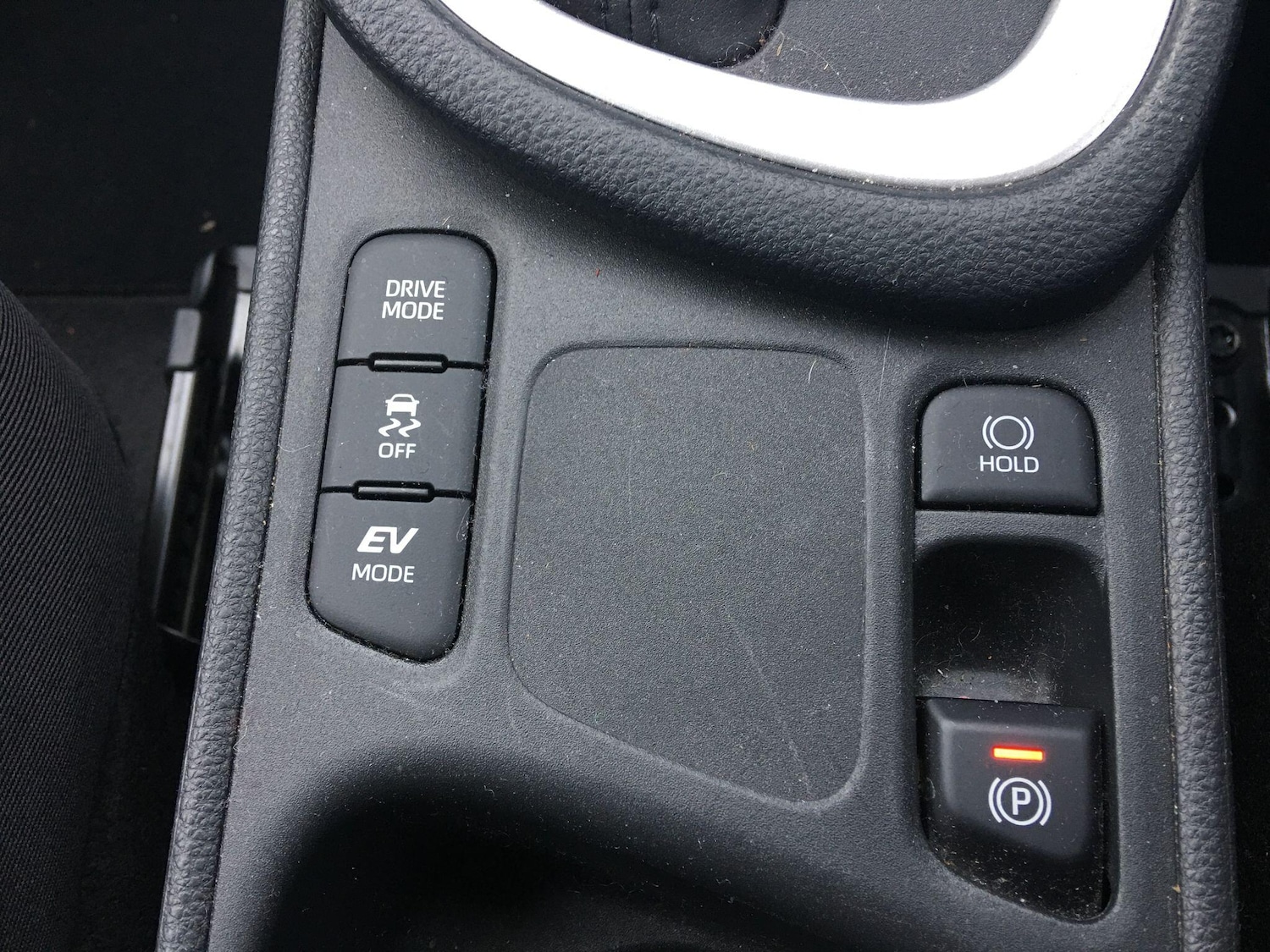 Used Toyota Yaris 2022 for sale - 76573466: Photo 40