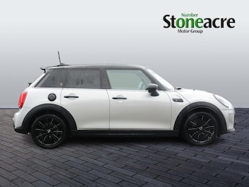 Used MINI Hatch 2024 for sale - 79621512: Photo