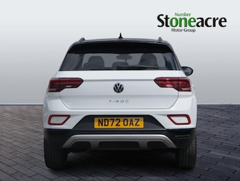Used Volkswagen T-Roc 2022 for sale - 75657431: Photo