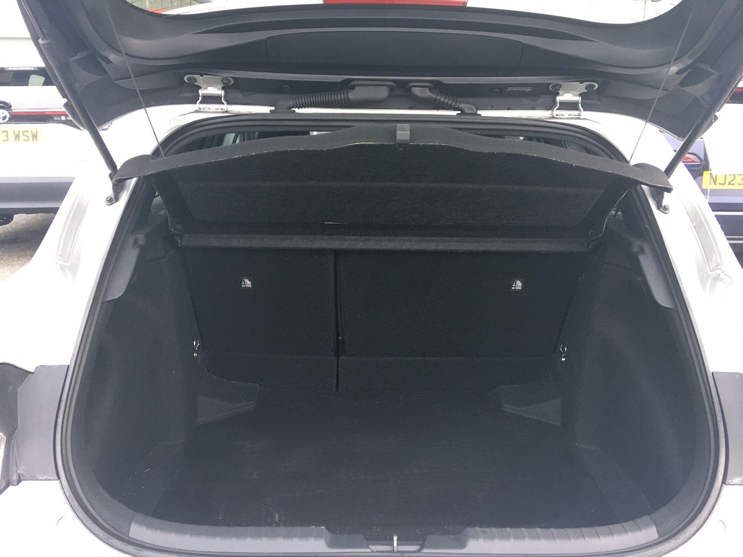 Used Toyota Corolla 2019 for sale - 77255116: Photo 13