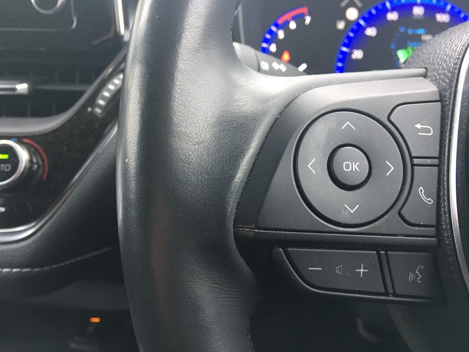 Used Toyota Corolla 2019 for sale - 77255116: Photo 43