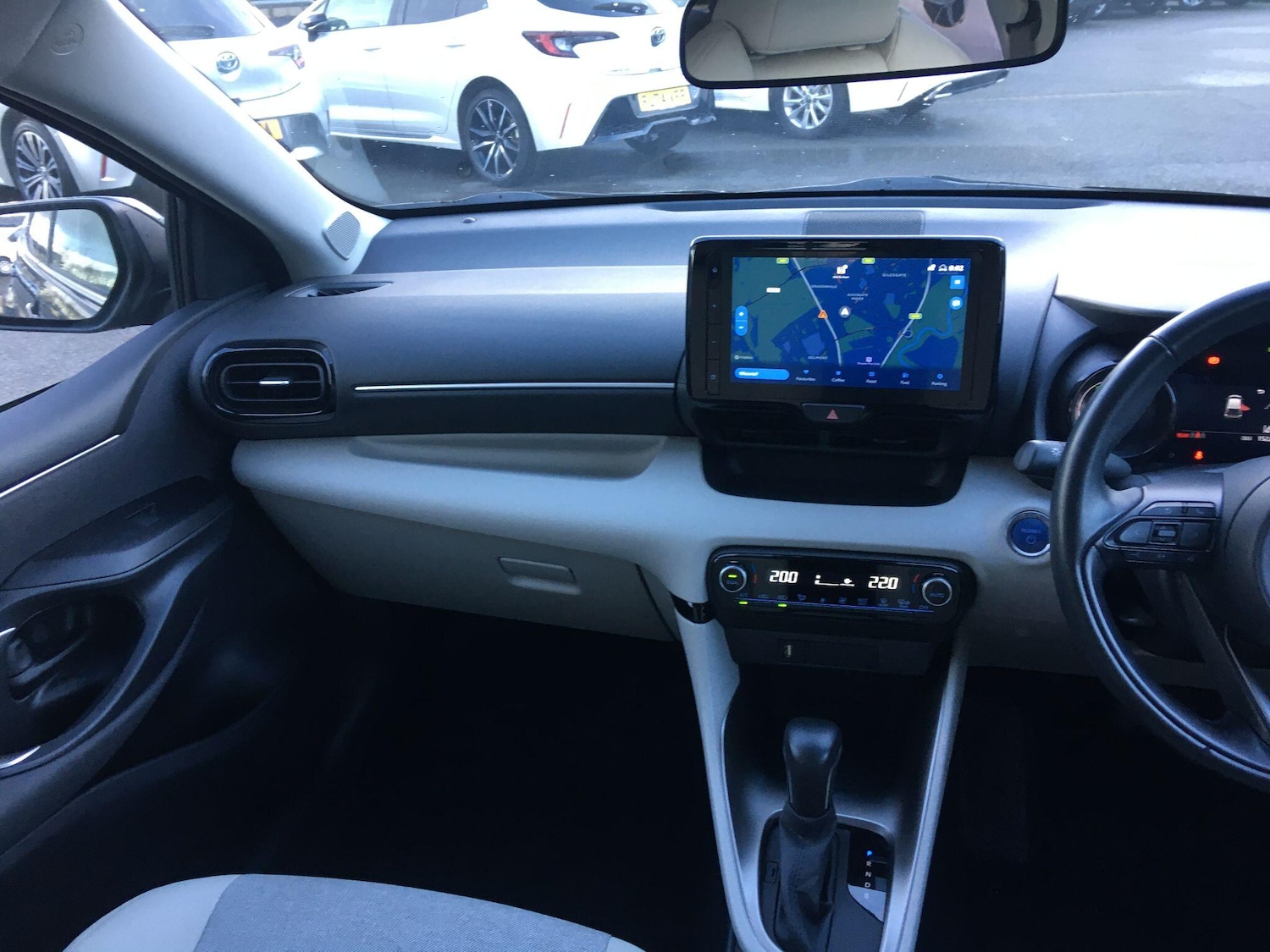 Used Toyota Yaris 2022 for sale - 77683014: Photo 16