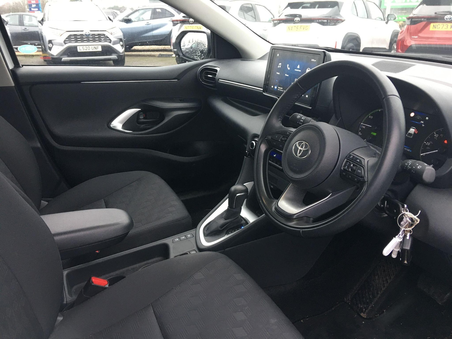 Used Toyota Yaris for sale - 77330365: Photo 13