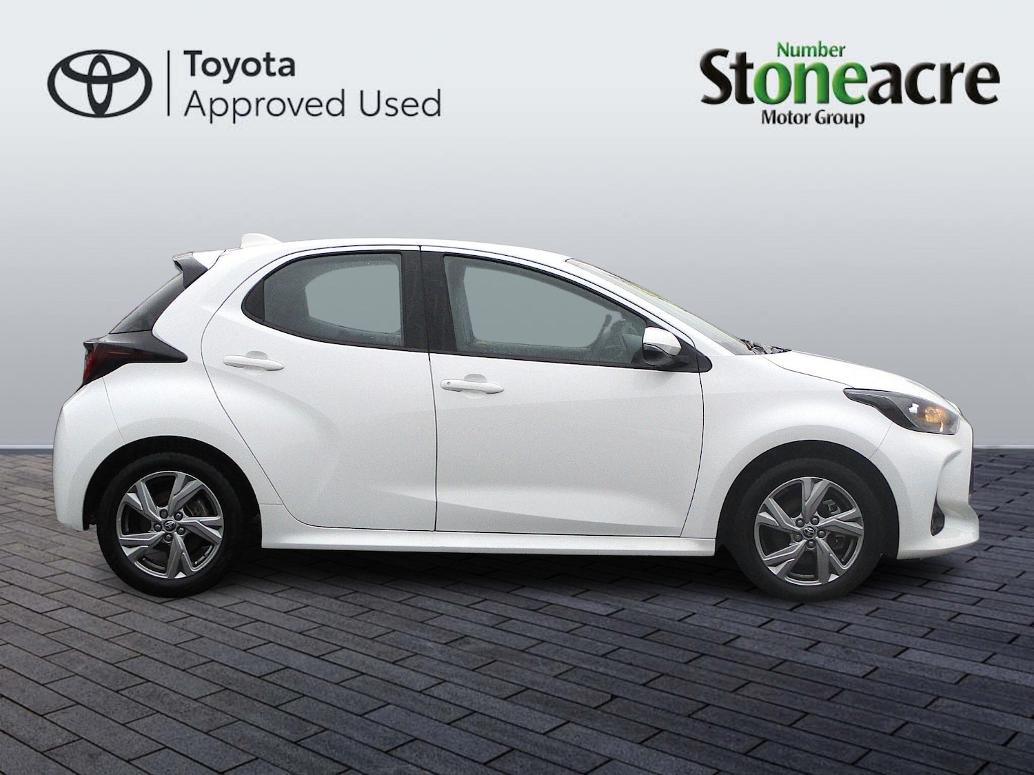 Used Toyota Yaris for sale - 77330365: Photo 4