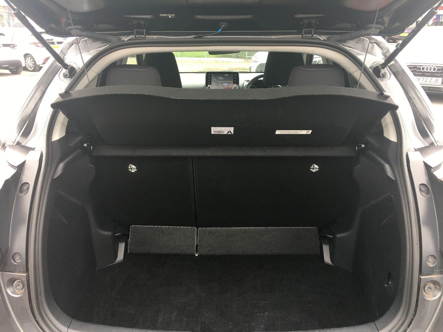 Used Toyota Yaris 2022 for sale - 78156665: Photo 12