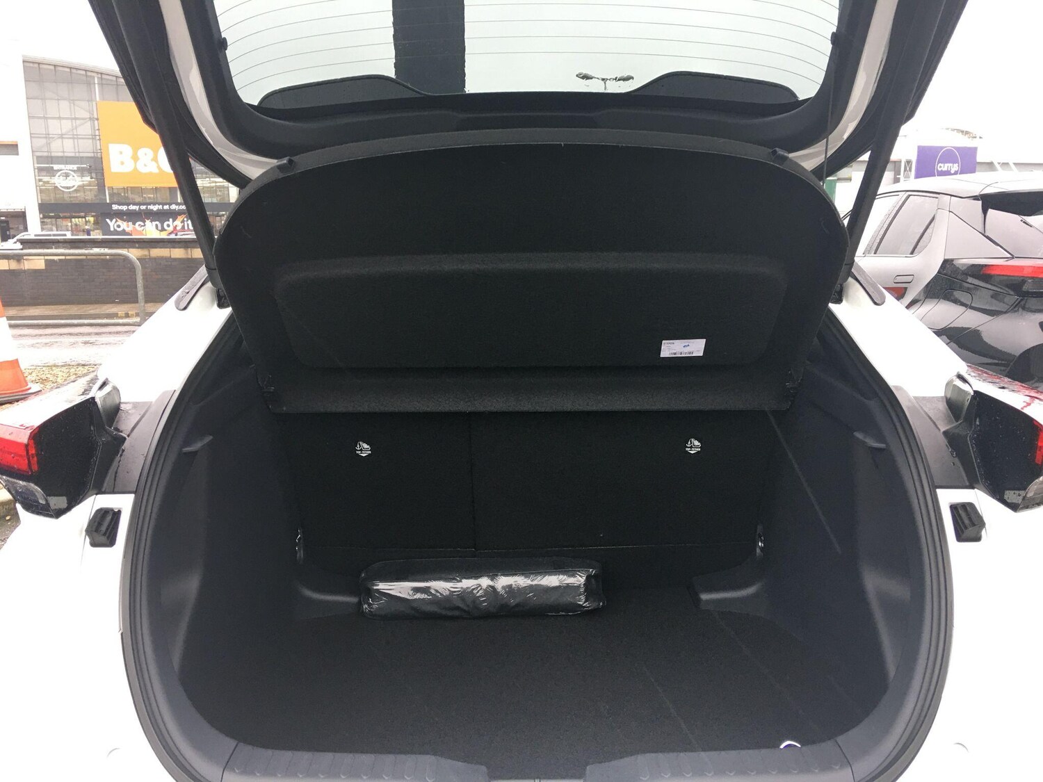 Used Toyota C-HR 2025 for sale - 77524554: Photo 12