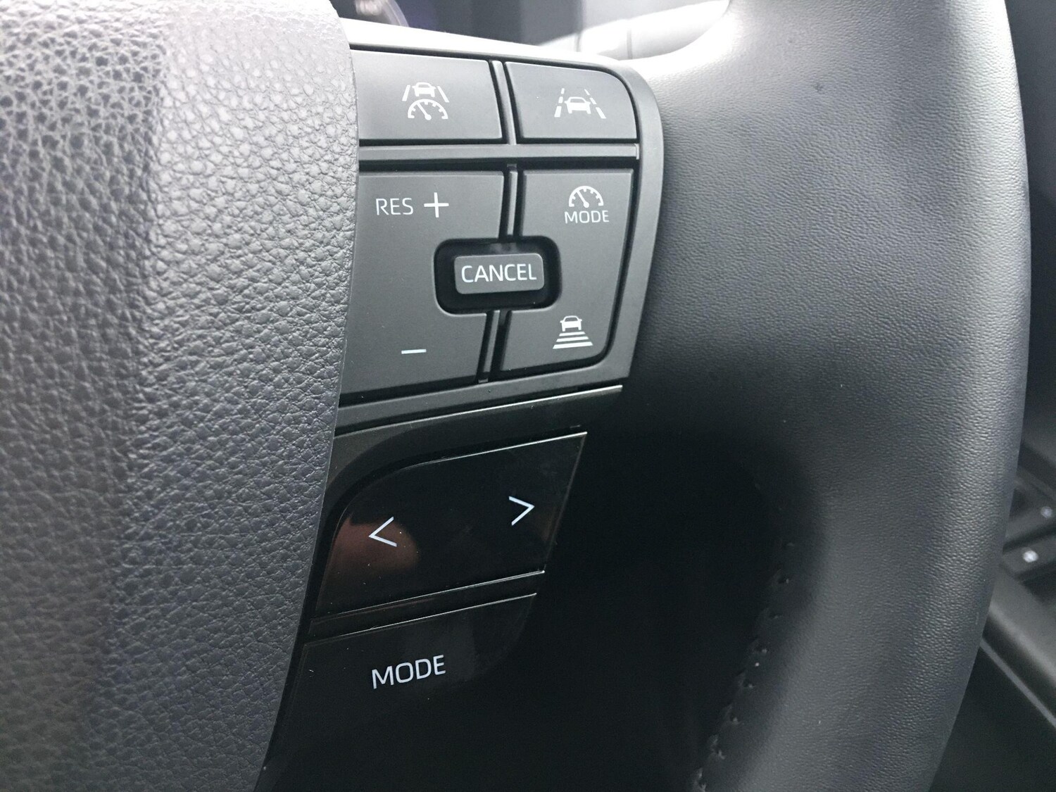 Used Toyota C-HR 2025 for sale - 77524554: Photo 22