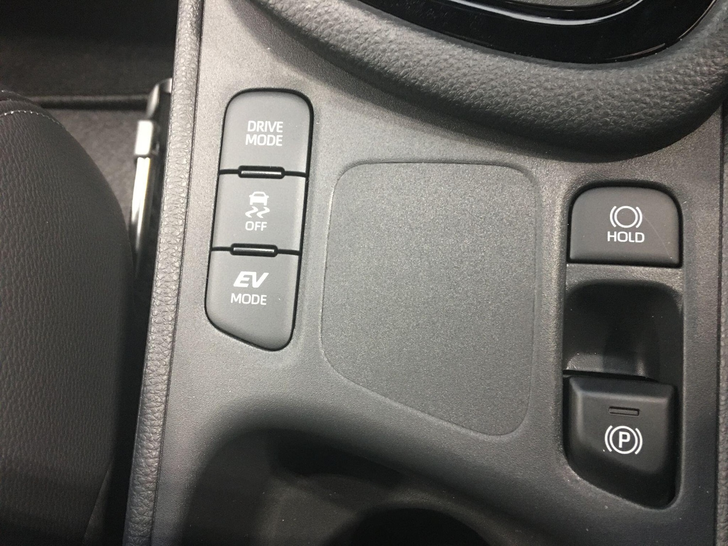 Used Toyota Yaris 2025 for sale - 76801862: Photo 32