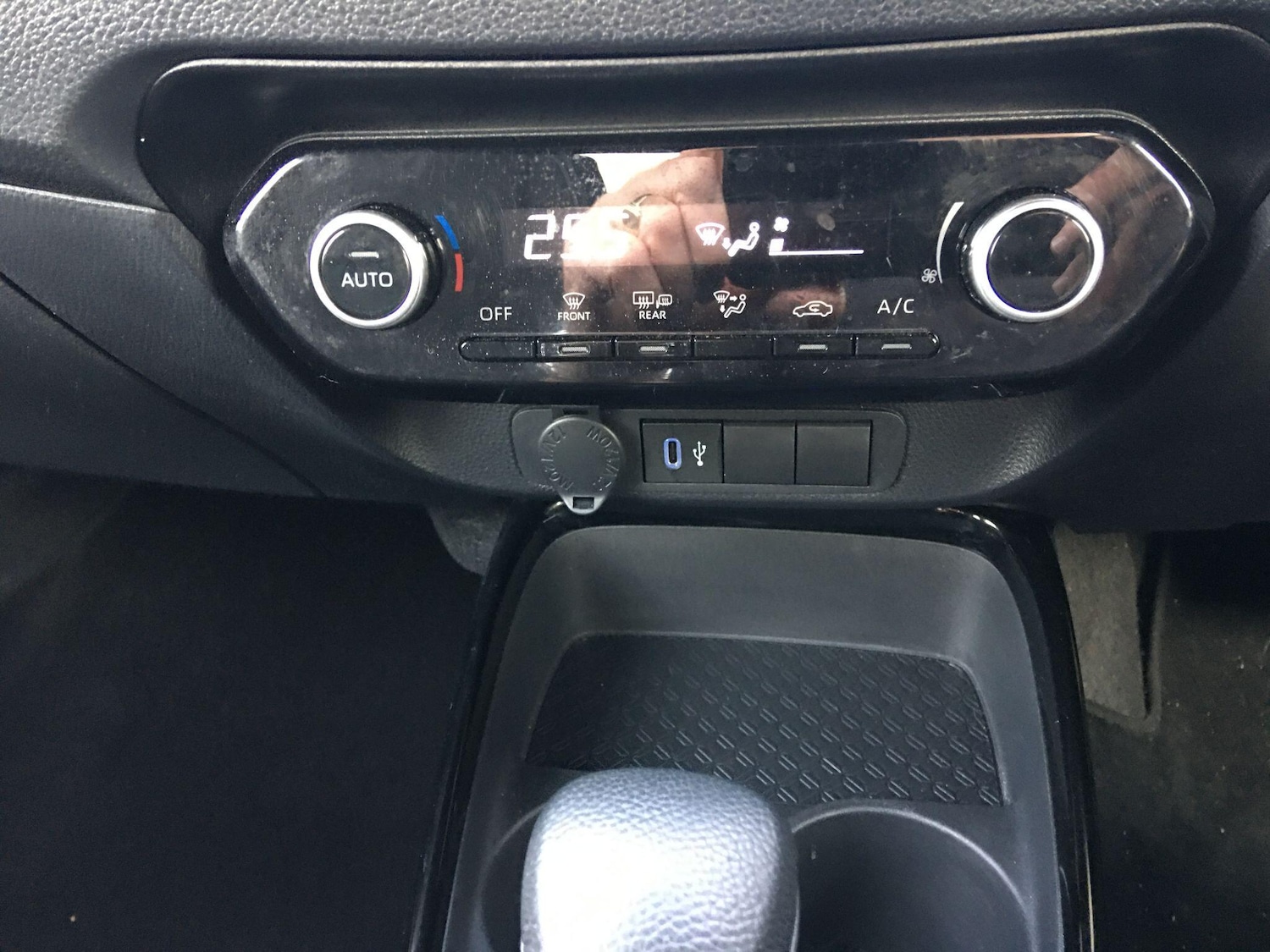 Used Toyota Aygo X 2024 for sale - 76359893: Photo 32