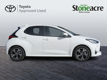 Used Toyota Yaris 2024 for sale - 78600651: Photo