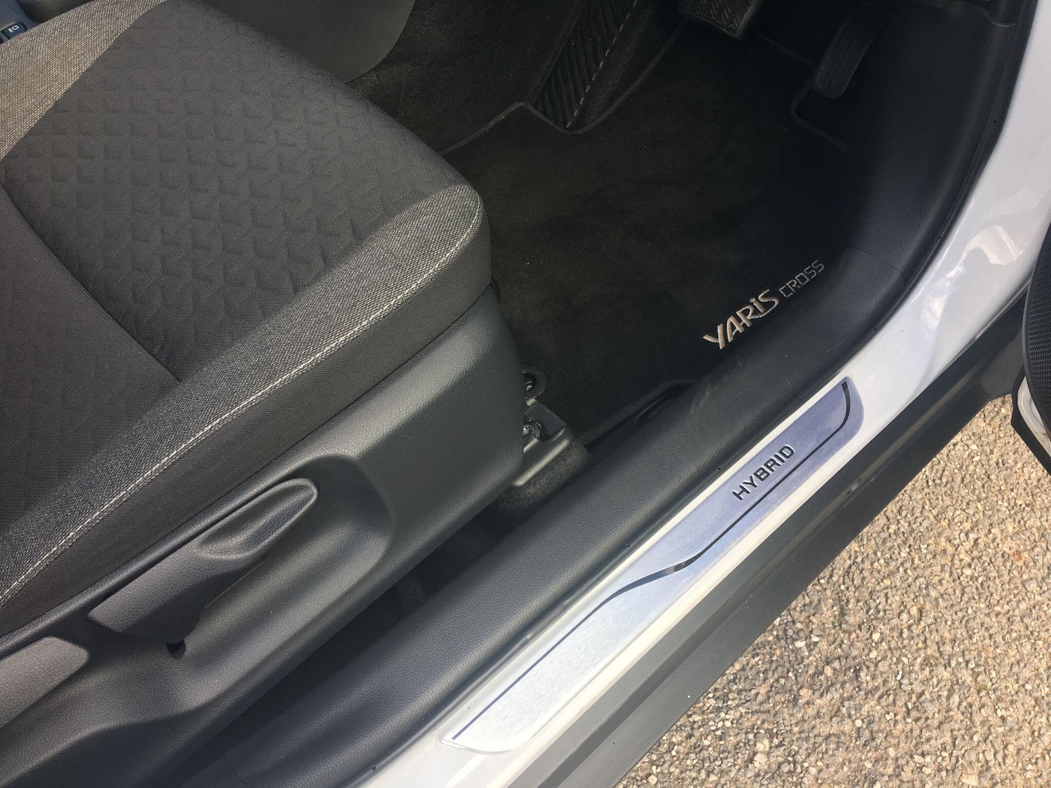 Used Toyota Yaris Cross 2023 for sale - 76964817: Photo 42