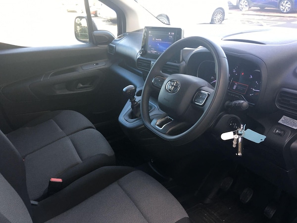 Used Toyota ProAce 2022 for sale - 76260502: Photo 13