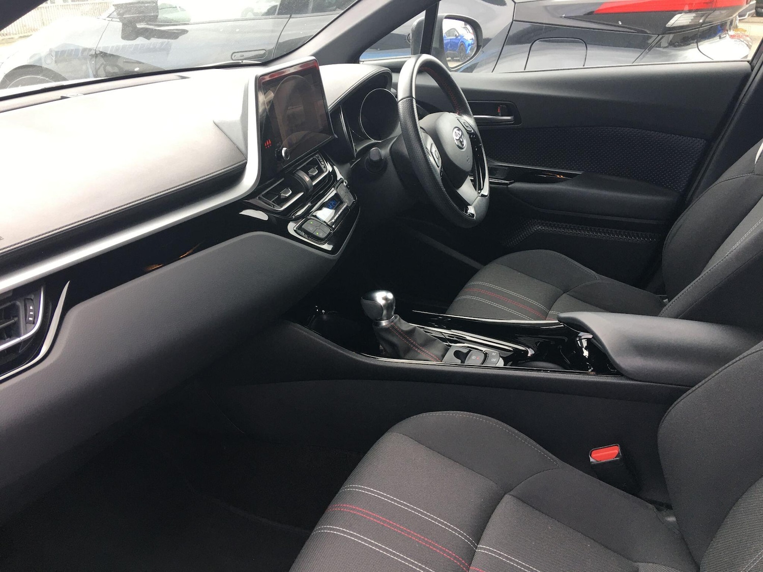 Used Toyota C-HR for sale - 78072638: Photo 15