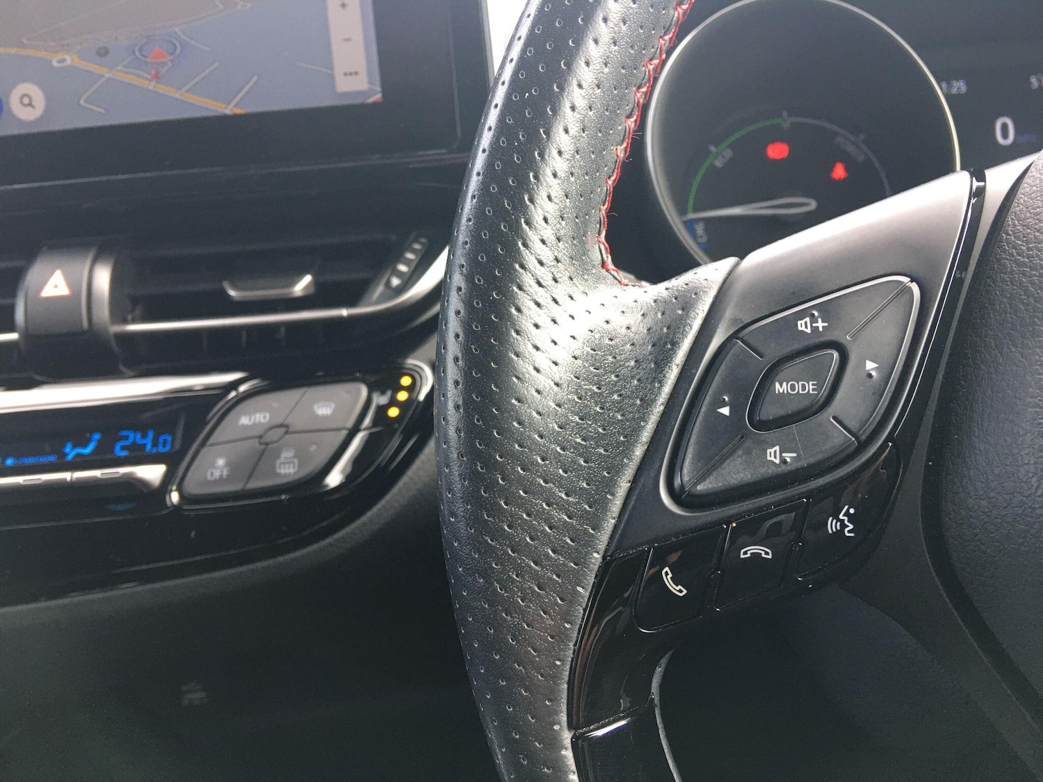 Used Toyota C-HR for sale - 78072638: Photo 46