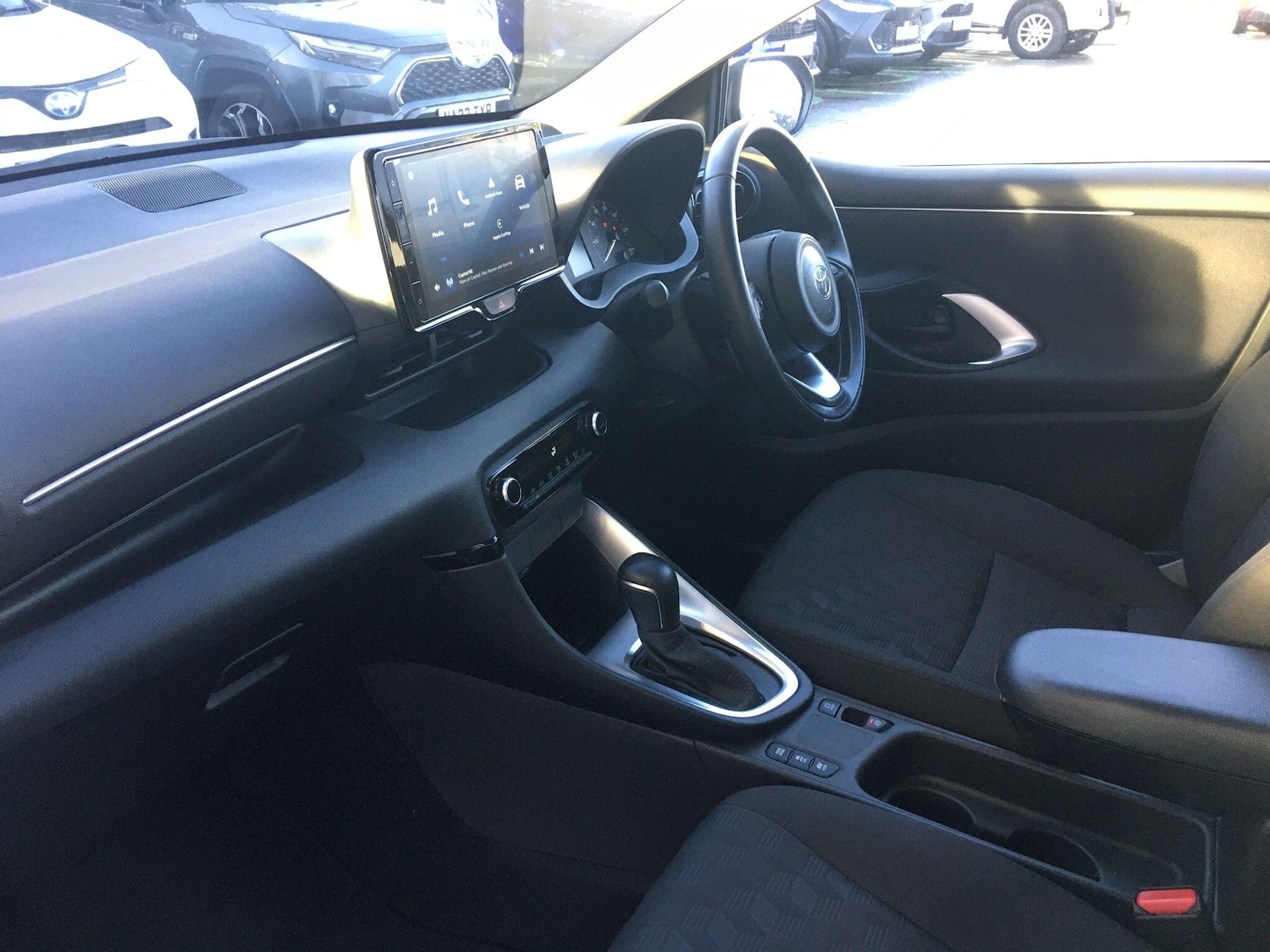 Used Toyota Yaris for sale - 77175039: Photo 16