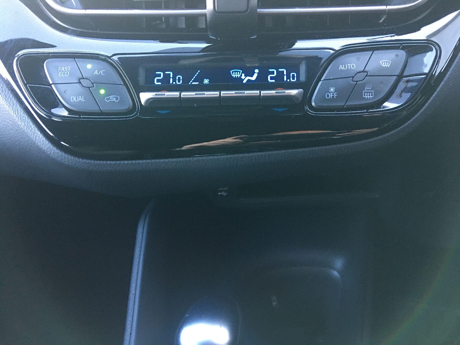 Used Toyota C-HR 2020 for sale - 77081998: Photo 51