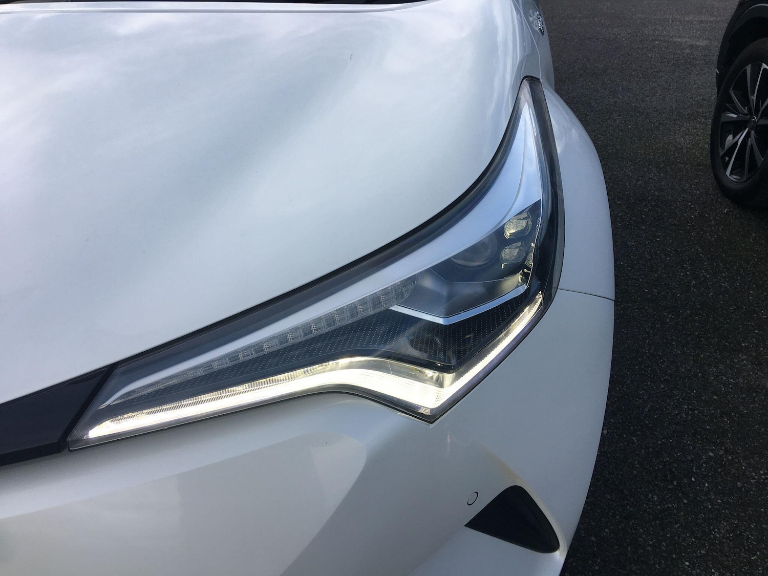 Used Toyota C-HR for sale - 77266942: Photo 25