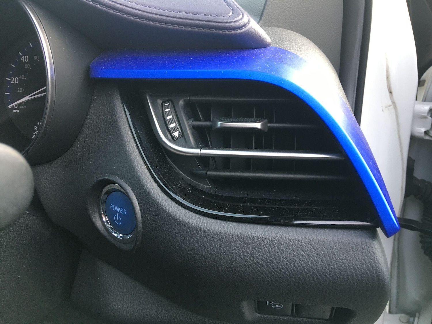 Used Toyota C-HR for sale - 77266942: Photo 39