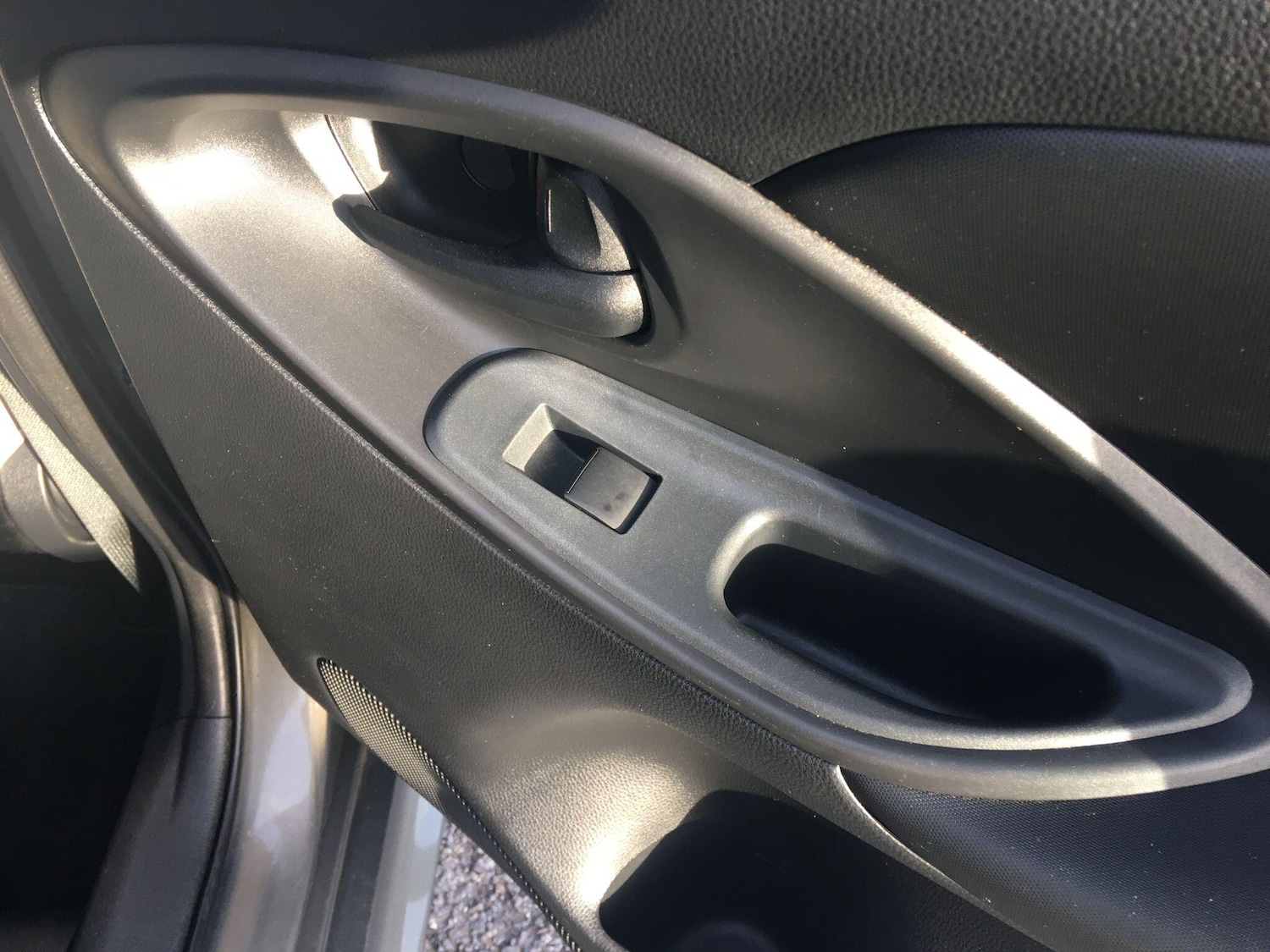 Used Toyota Yaris for sale - 77658045: Photo 26