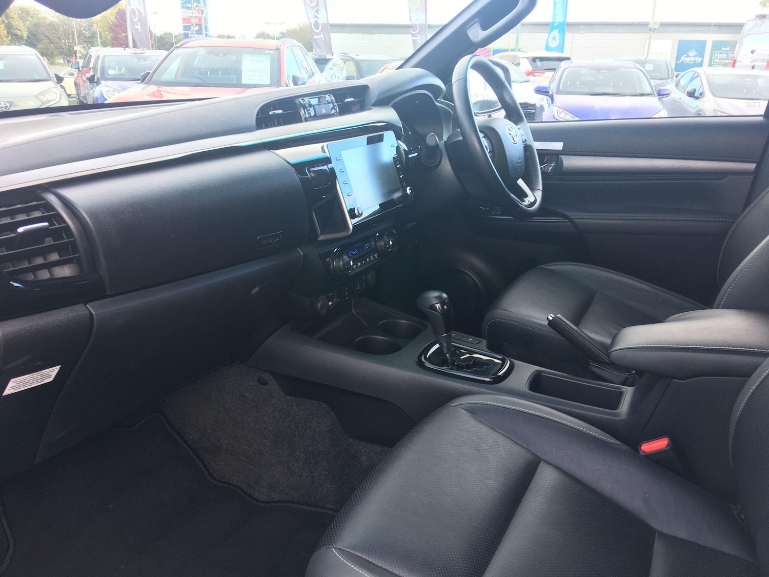 Used Toyota Hilux 2023 for sale - 76431813: Photo 15