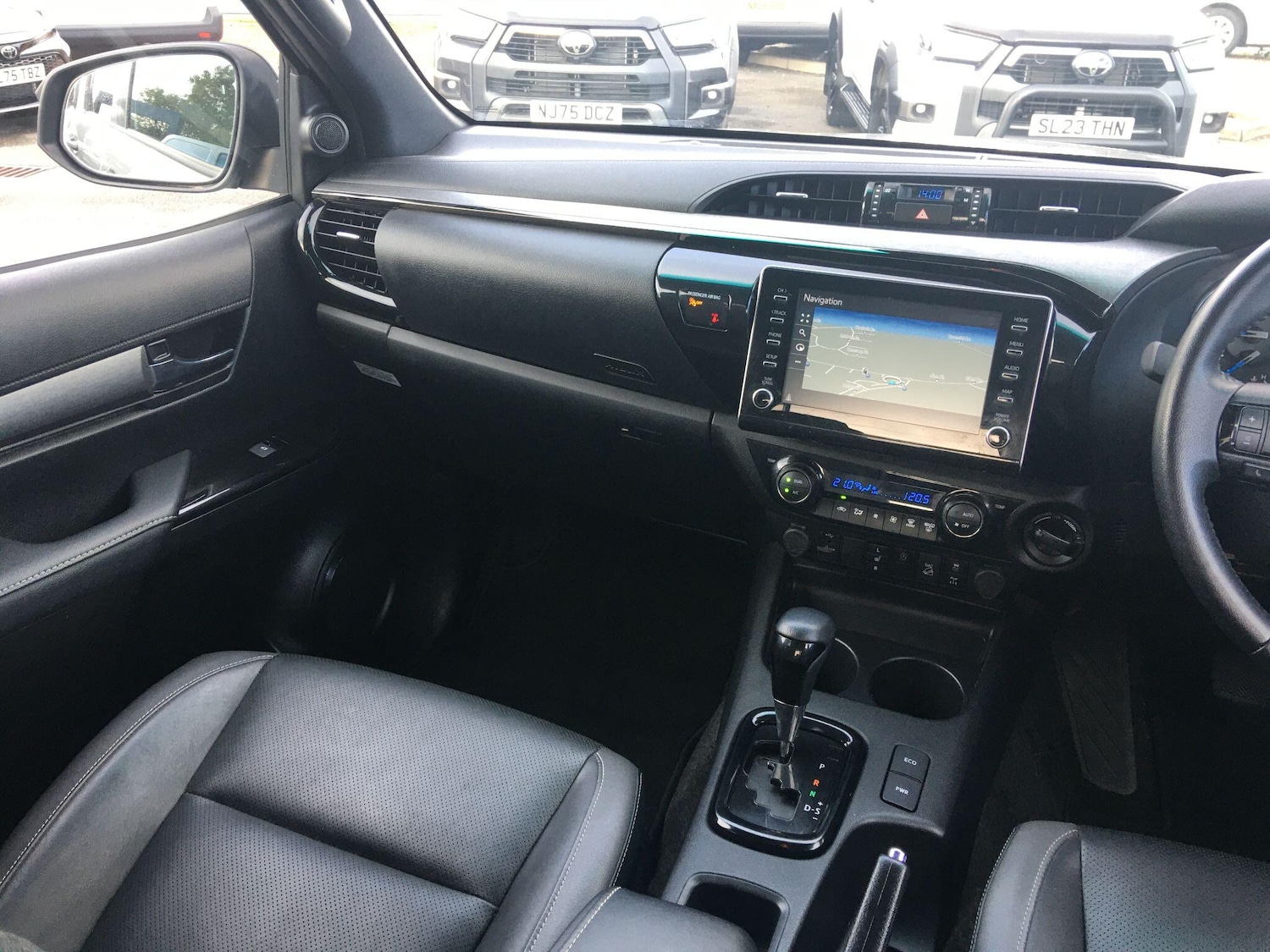 Used Toyota Hilux 2023 for sale - 76431813: Photo 16