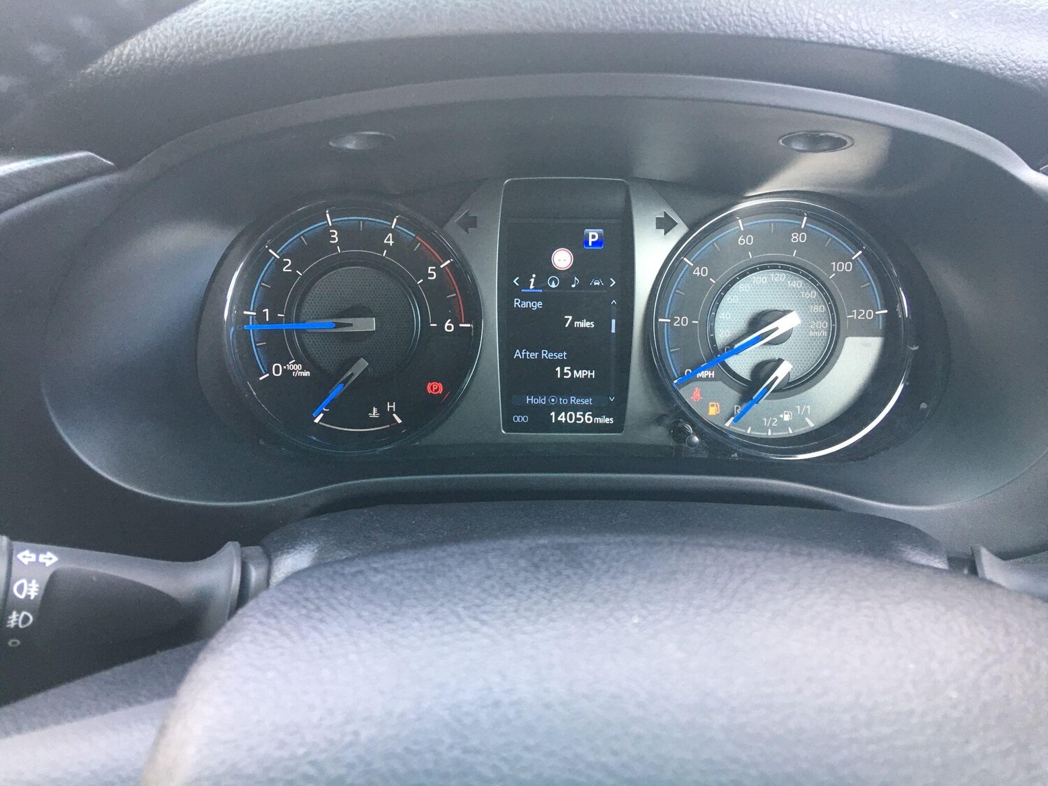 Used Toyota Hilux 2023 for sale - 76431813: Photo 17