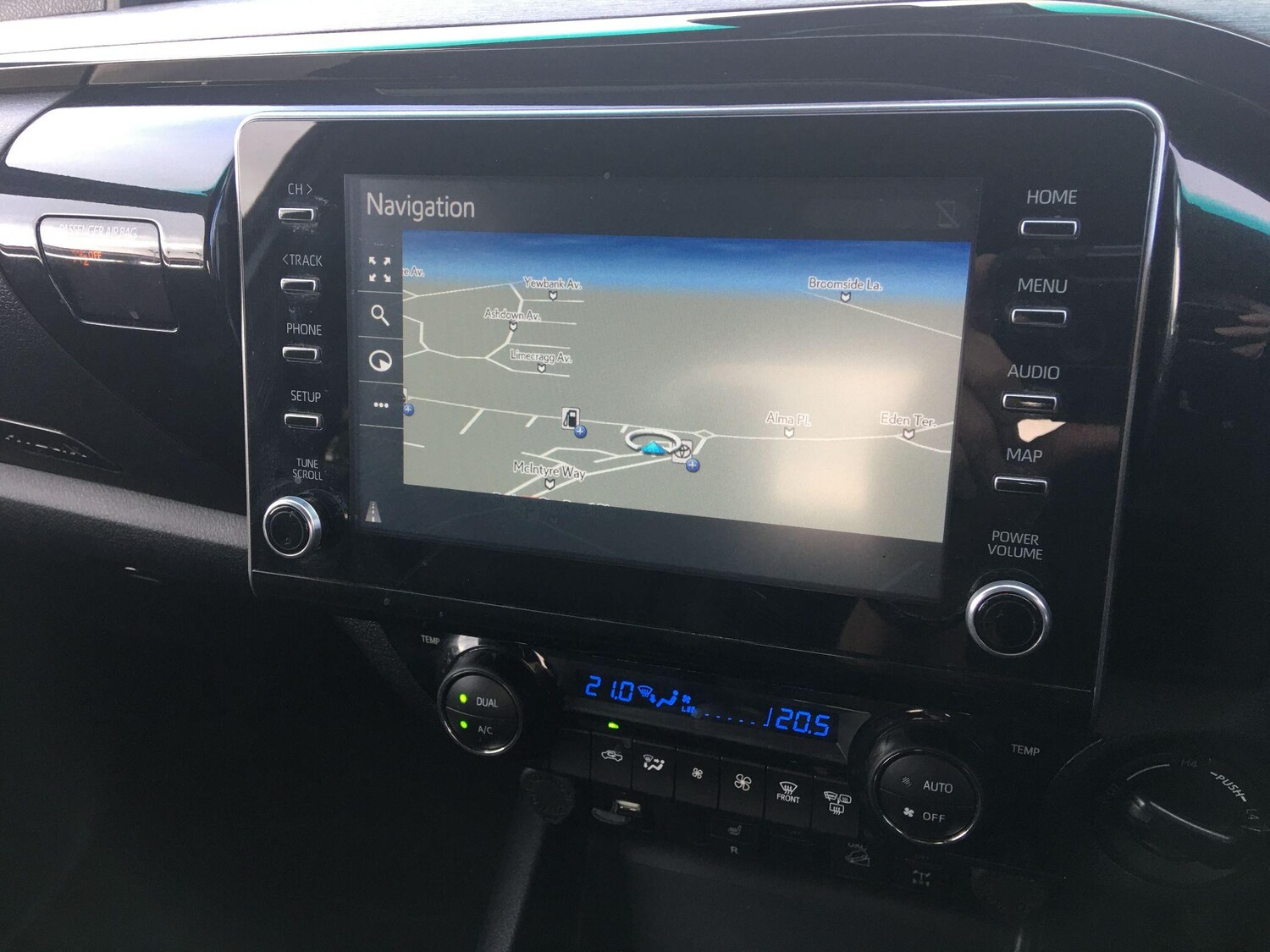 Used Toyota Hilux 2023 for sale - 76431813: Photo 18