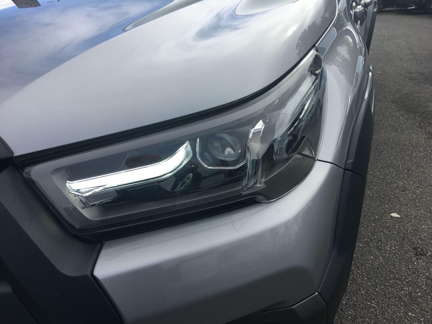 Used Toyota Hilux 2023 for sale - 76431813: Photo 28