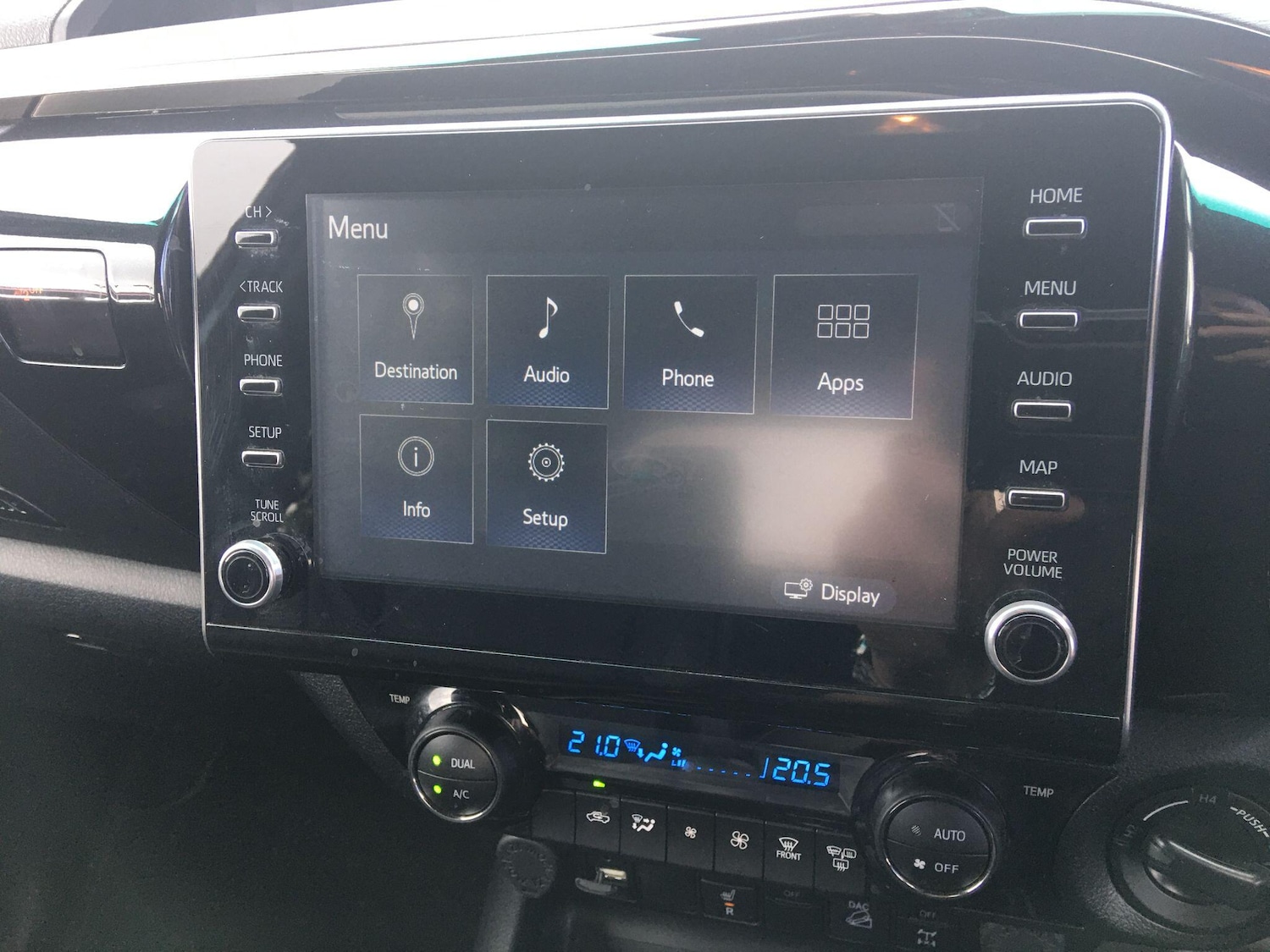 Used Toyota Hilux 2023 for sale - 76431813: Photo 38